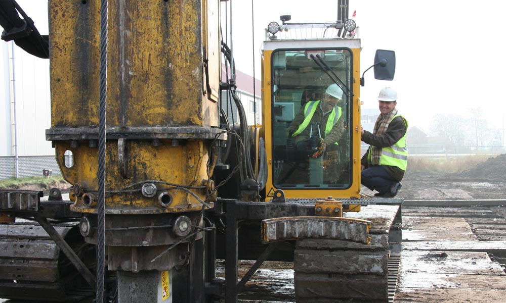 <span class="timelineyear">2011</span><h4 class="timelinetitle">Foundations laid for new premises in De Rijp</h4>